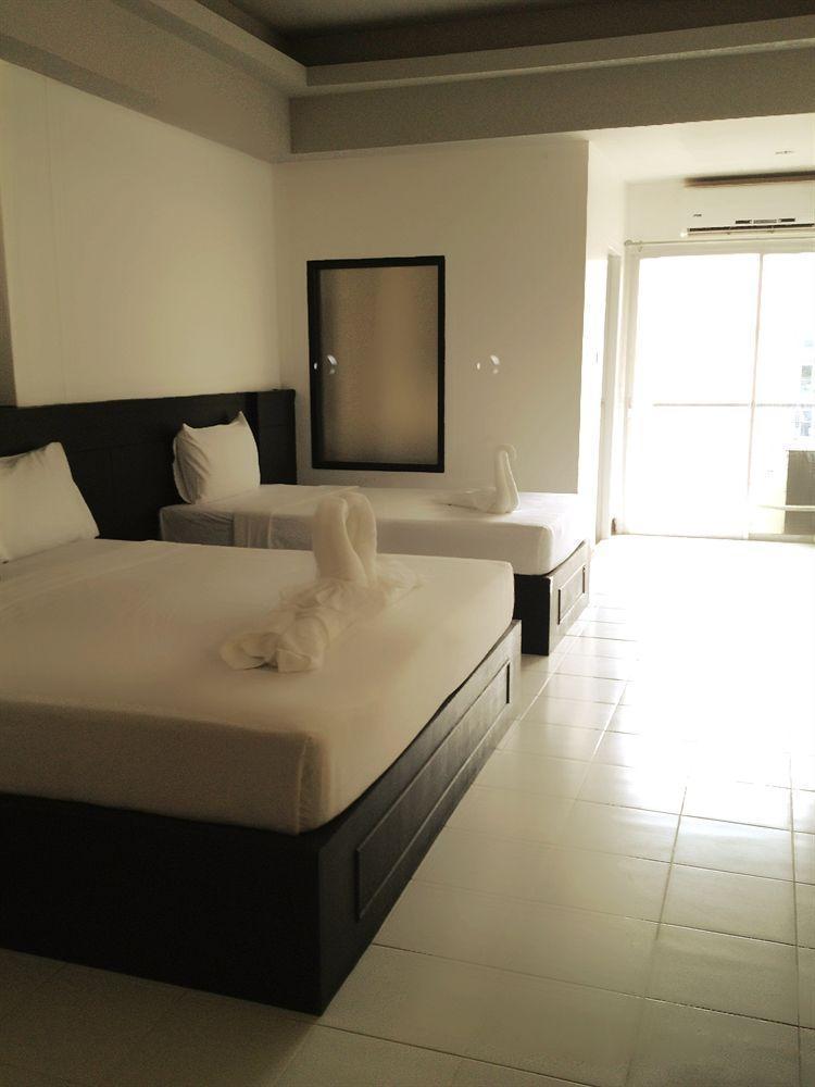 Benetti Lodge Patong Dış mekan fotoğraf