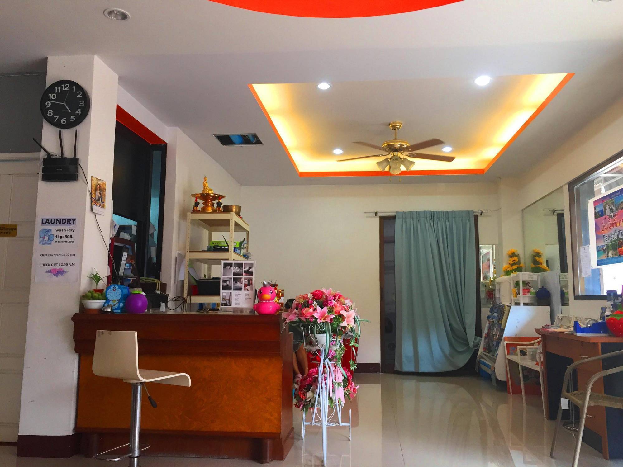 Benetti Lodge Patong Dış mekan fotoğraf